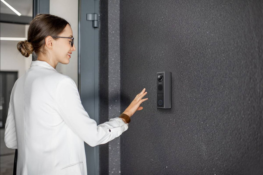 NEW TID-600R INTERCOM FROM HANWHA TECHWIN BRINGS HIGH-QUALITY COMMUNICATION, VISUALS, AND AUDIO TO SECURITY